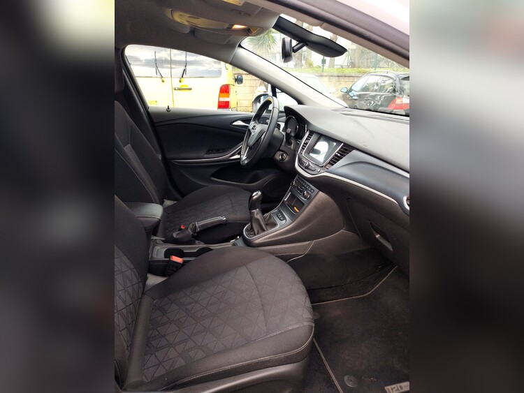 Opel Astra <span class=